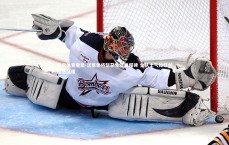 悟空体育登录-活塞老将斩获生涯里程碑 全队士气如虹剑指新征程